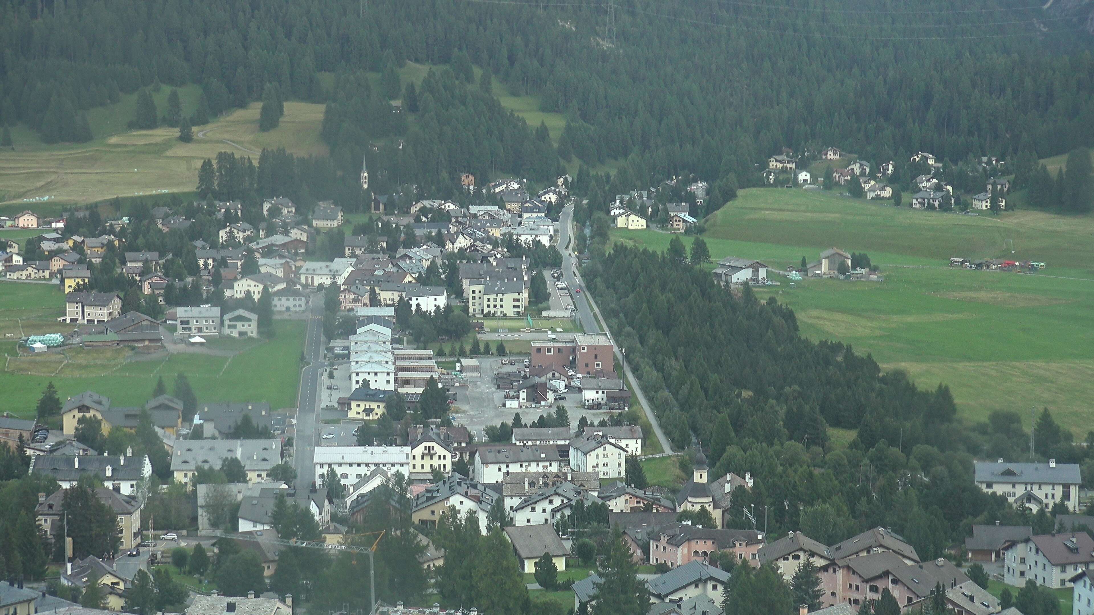 La Punt: Wasserreservoir - Sportplatz