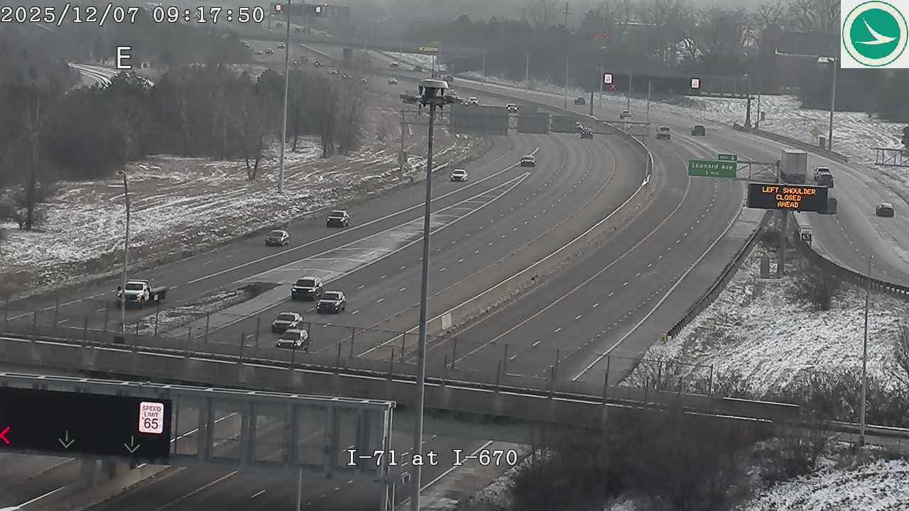 Traffic Cam Sawyer Manor: I-71 at I-670