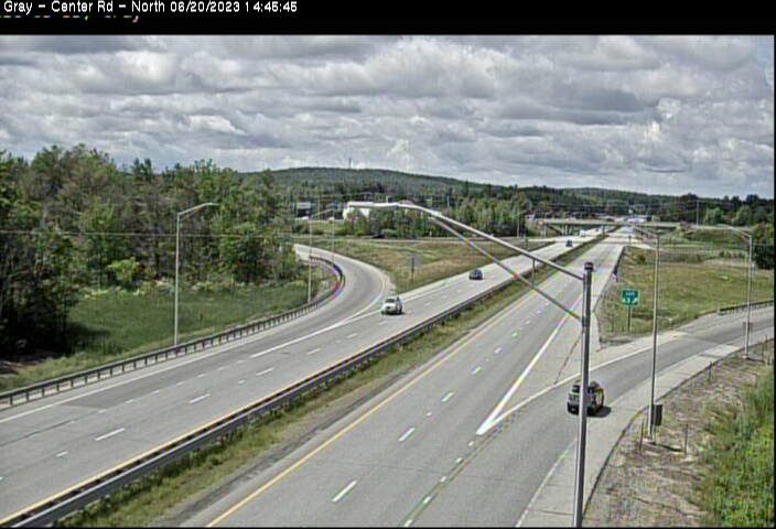 Traffic Cam Gray › North: I-95 NB at MM