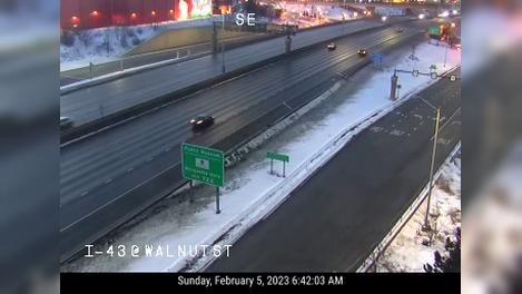 Traffic Cam Madison: I-43 at Walnut St
