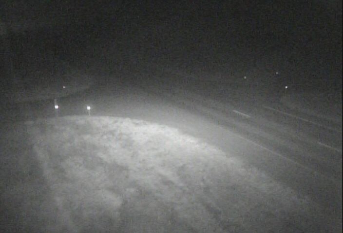 Traffic Cam Grassland: Hwy 63: W of Junction Hwy 55/63/855 near