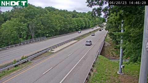 Traffic Cam Dover › North: ST N MM 13.6 - RWIS