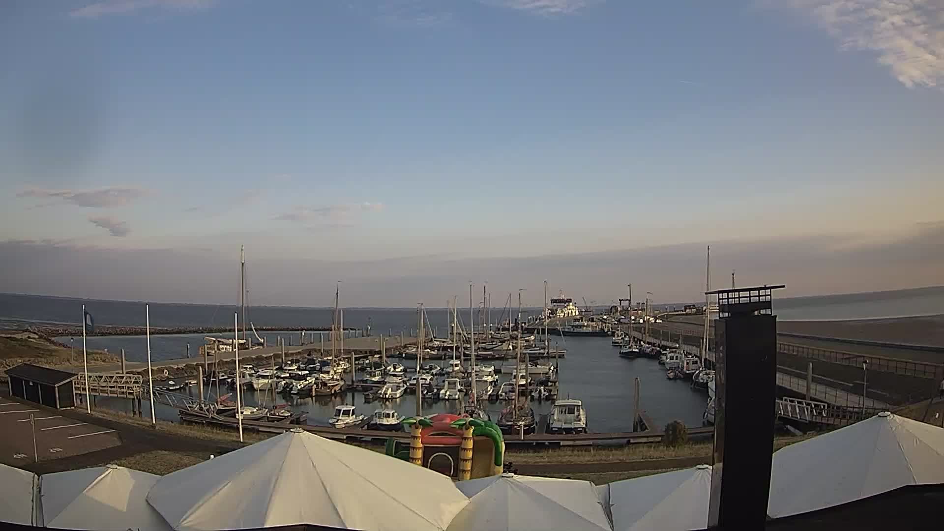 Traffic Cam Ameland › South: Waddenhaven Ameland