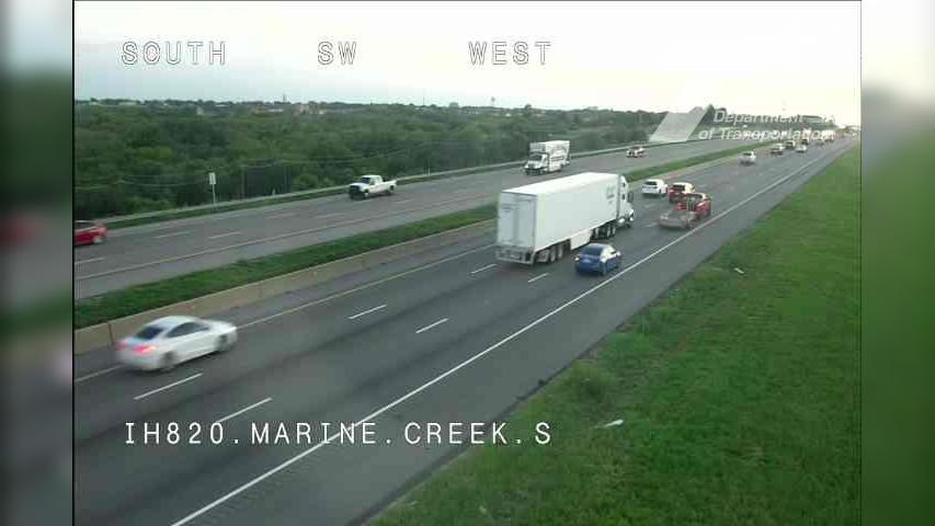 Traffic Cam Fort Worth › North: I-820 @ Marine Creek SB