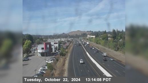 Traffic Cam Petaluma › South: TV162 -- US-101 : AT SOF - BL