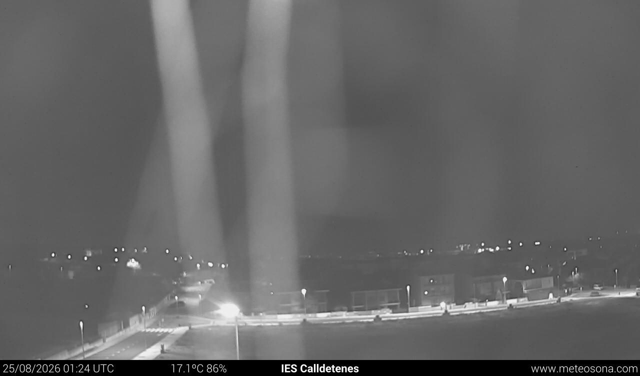 Traffic Cam Calldetenes › North-West