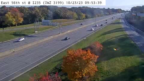 Traffic Cam Des Moines: 1CQ - I-235 @ MM 4.4 (IWZ 3199 North)