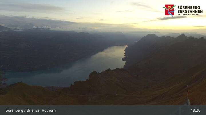 Sörenberg › Südwesten: Lake Brienz