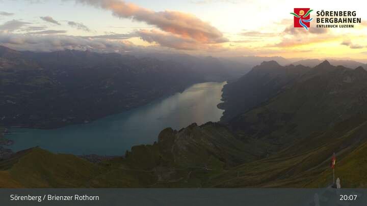 Sörenberg › Südwesten: Lake Brienz