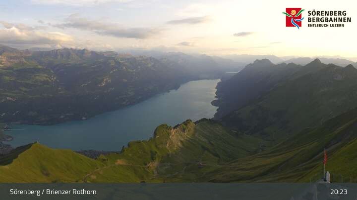 Sörenberg › Südwesten: Lake Brienz
