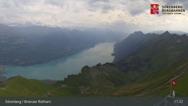 Sörenberg › Südwesten: Lake Brienz