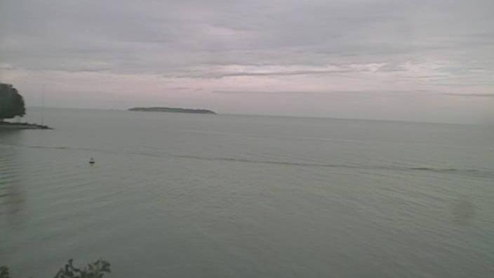 Traffic Cam Put-in-Bay › South-East: South Bass Island