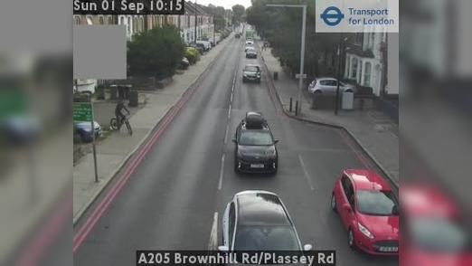 Traffic Cam London: A205 Brownhill Rd/Plassey Rd