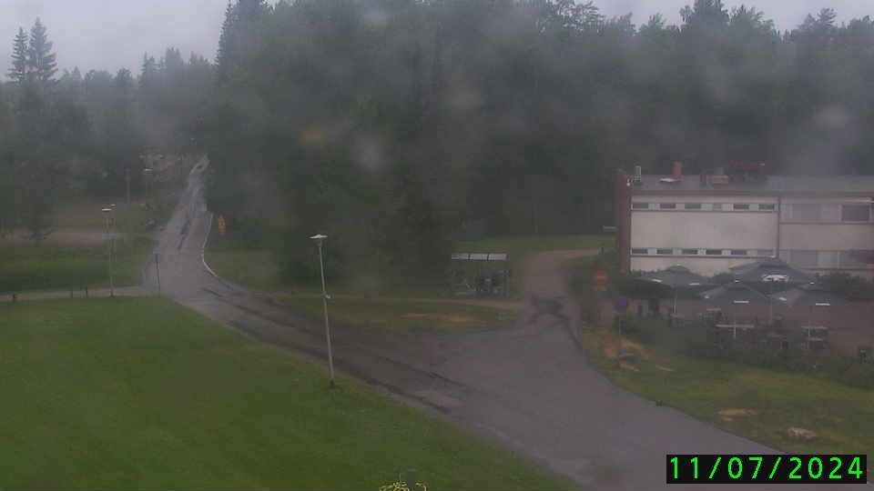Traffic Cam Espoo: Siikaranta Hotel Espoo - Nuuksion kansallispuisto