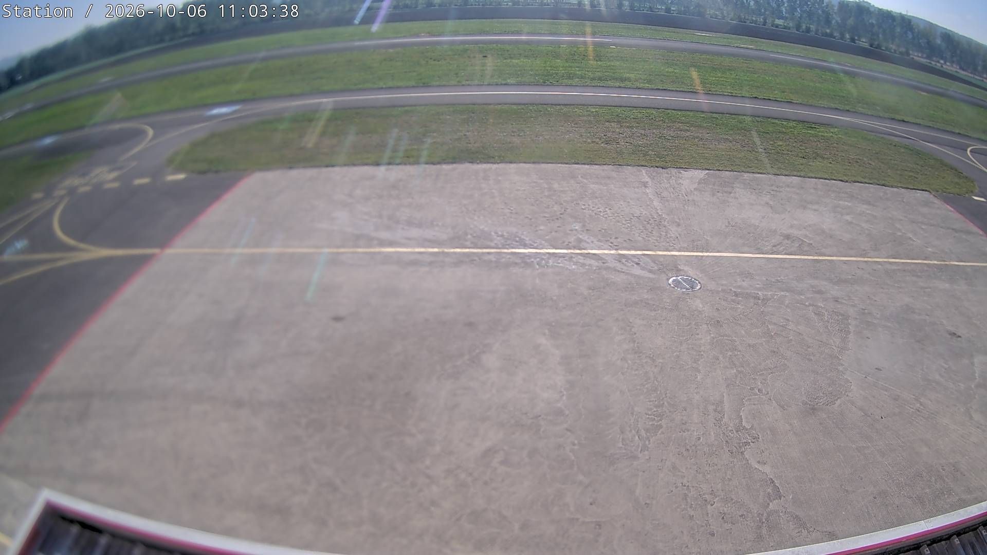 Yverdon-les-Bains: Airfield - Vaud, Switzerland: Parking
