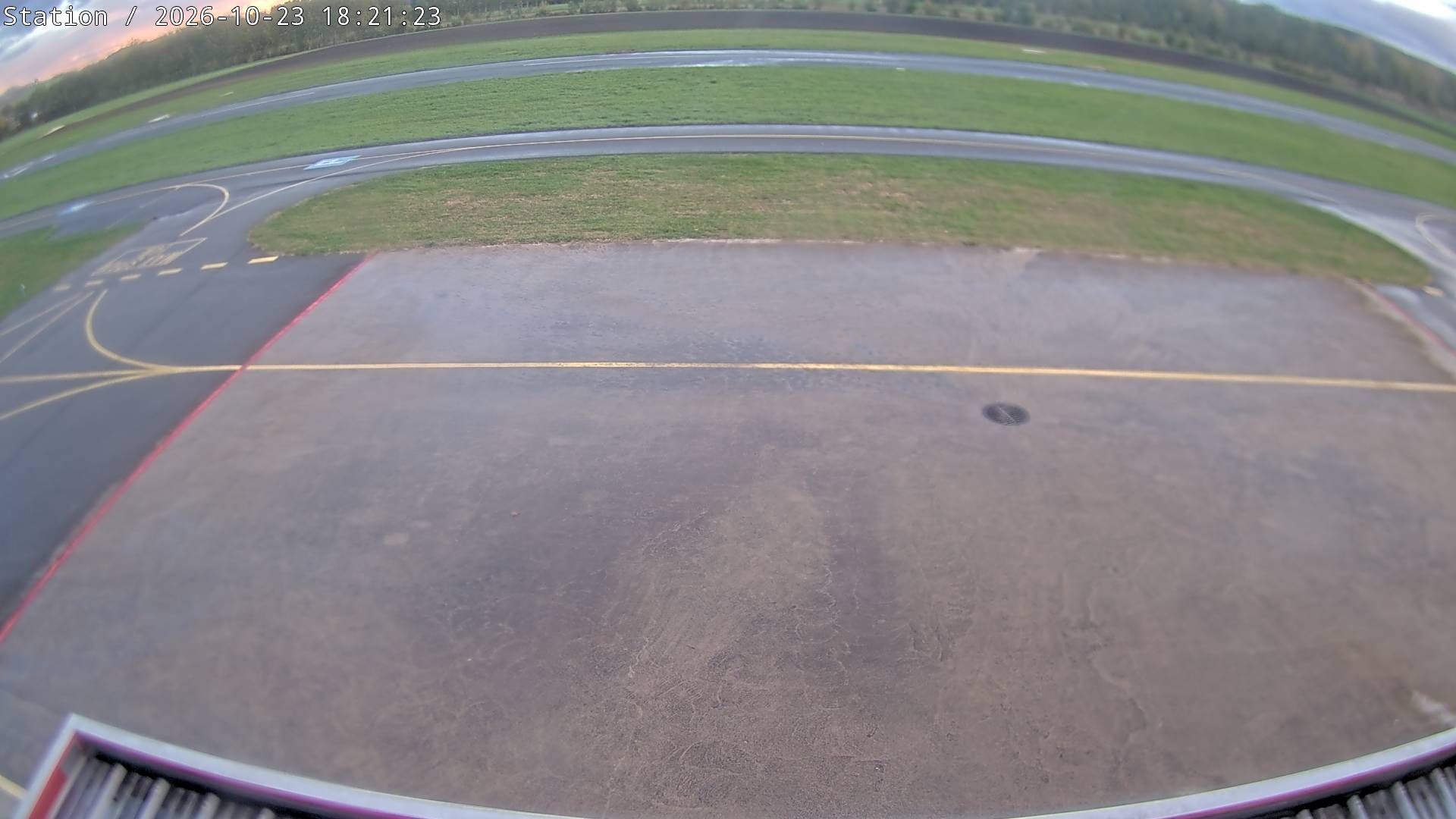 Yverdon-les-Bains: Airfield - Vaud, Switzerland: Parking