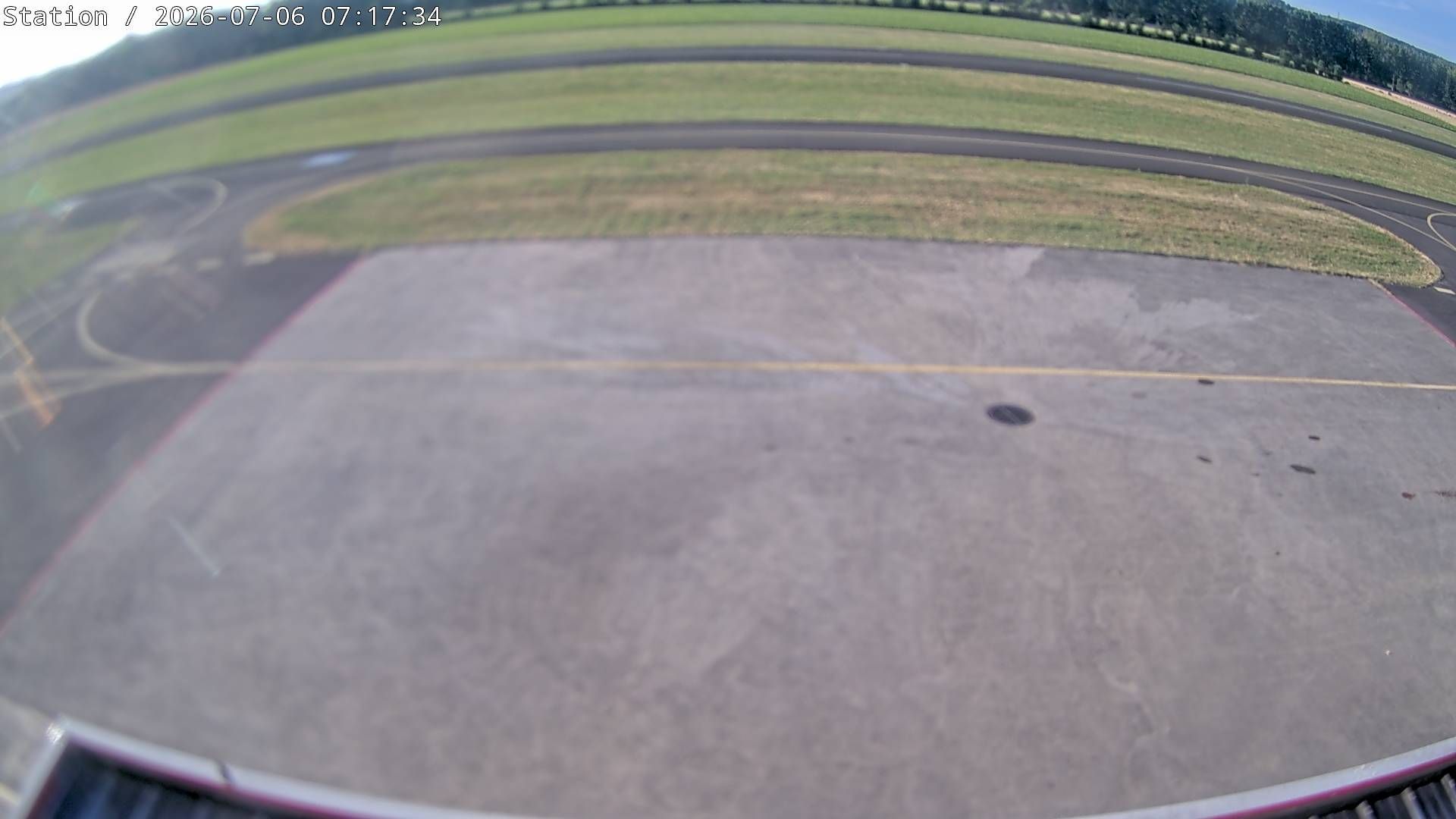 Yverdon-les-Bains: Airfield - Vaud, Switzerland: Parking