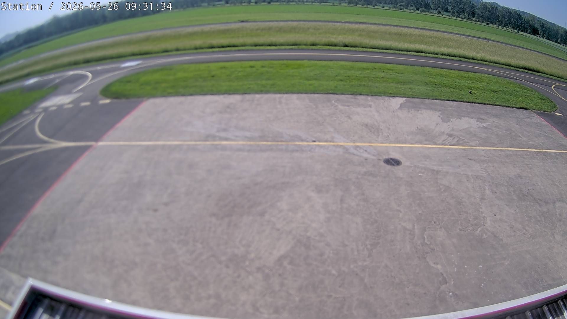 Yverdon-les-Bains: Airfield - Vaud, Switzerland: Parking