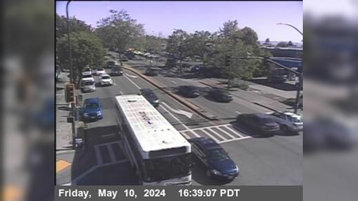 Traffic Cam Berkeley › North: T254S -- SR-123 : Gilman Street - Looking South