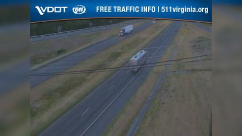 Traffic Cam Stephens City: I-81 - MM 307 - NB