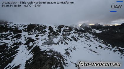 Scuol: Urezzasjoch - Blick nach Nordwesten zum Jamtalferner