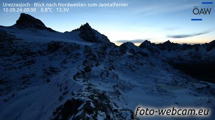 Scuol: Urezzasjoch - Blick nach Nordwesten zum Jamtalferner