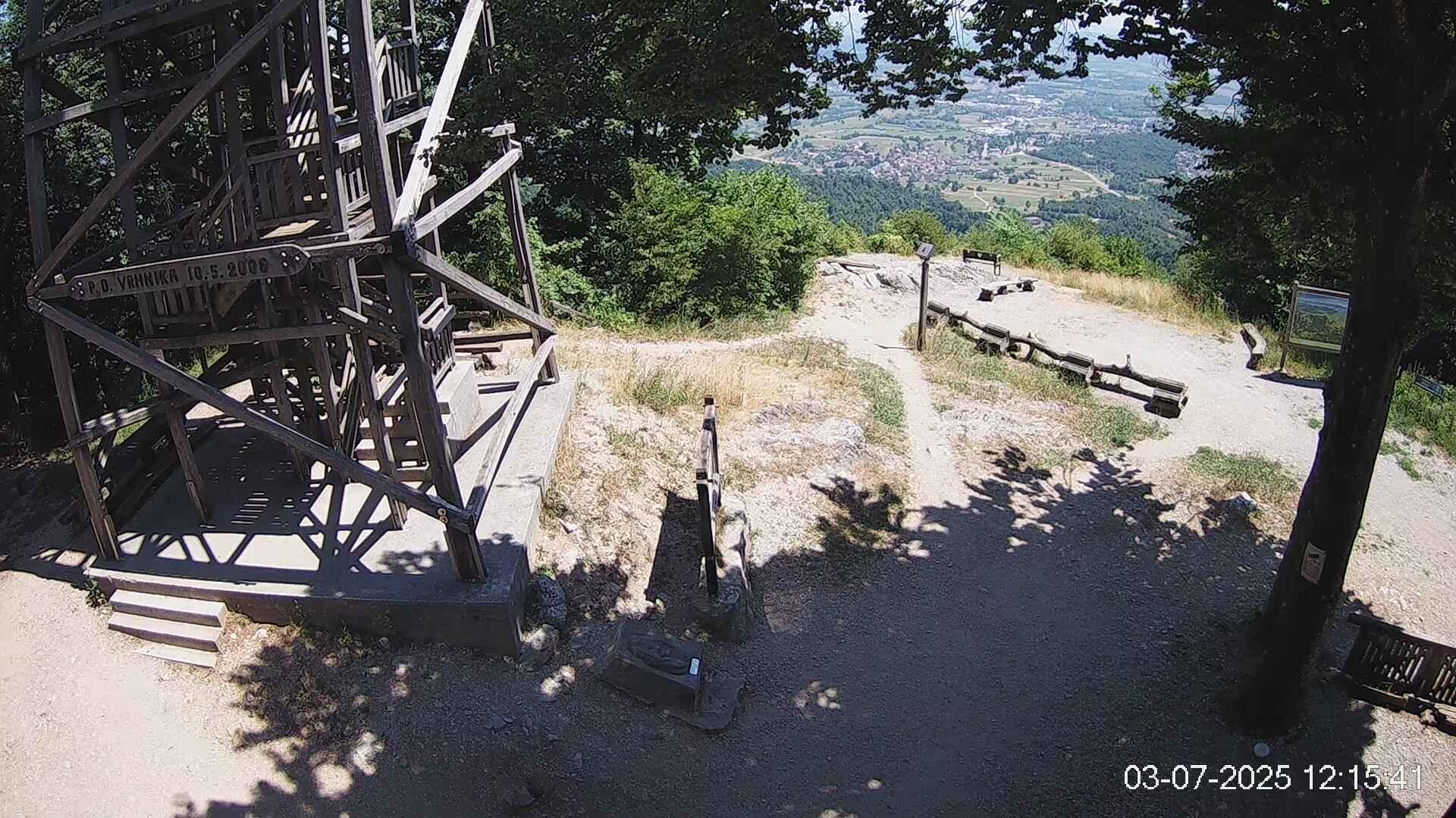 Vrhnika › East Koča na Planini nad Vrhniko Weather Cam Slovenia
