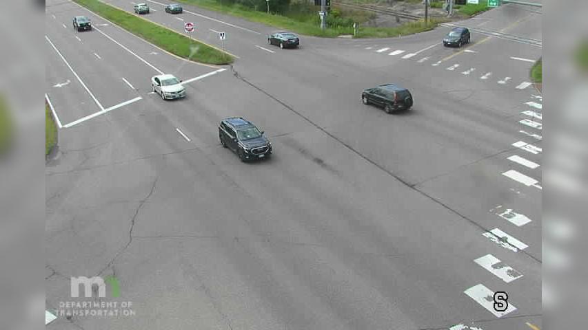 Traffic Cam Bald Eagle: US 61: T.H.61 NB @ Buffalo St