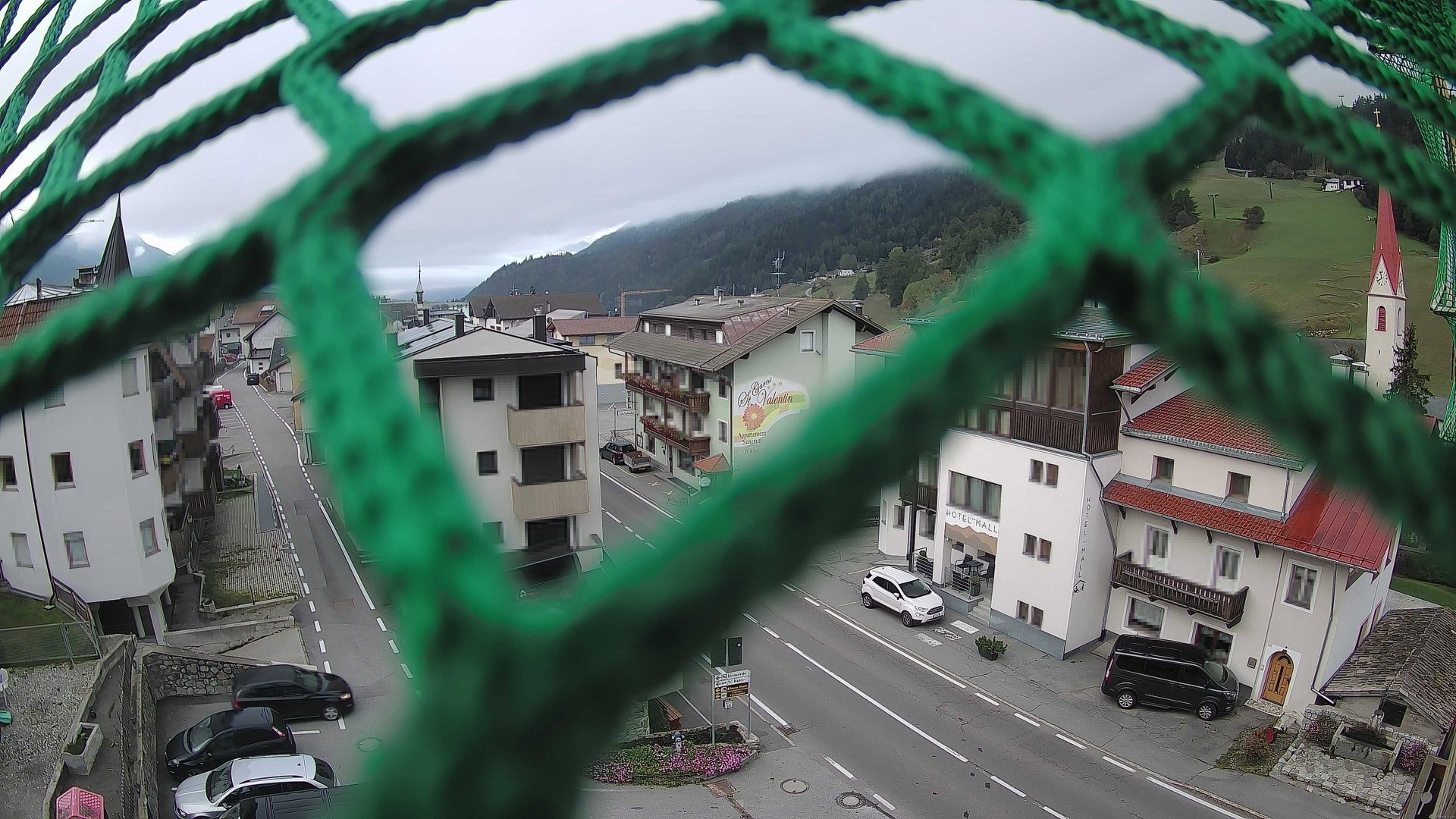 Traffic Cam Graun - Curon Venosta: Hotel Lamm - St. Valentin am Haidersee