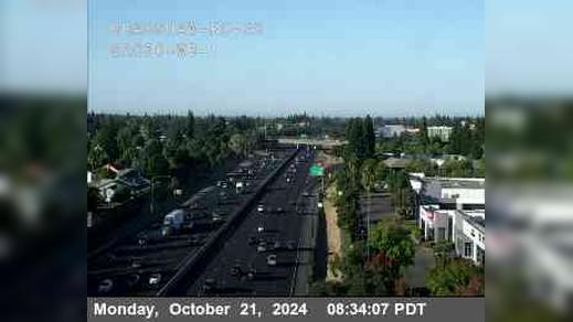 Traffic Cam Rancho Cordova: Hwy 50 at Bradshaw Rd EO