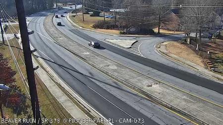 Traffic Cam Lilburn: 112098--2