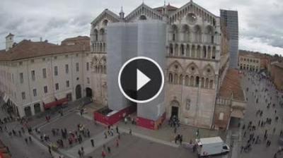 Preview delle webcam di Ferrara: Piazza Cattedrale