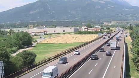 Traffic Cam Affi › North: A22/E45 Brennerautobahn − Autostrada del Brennero, KM 205