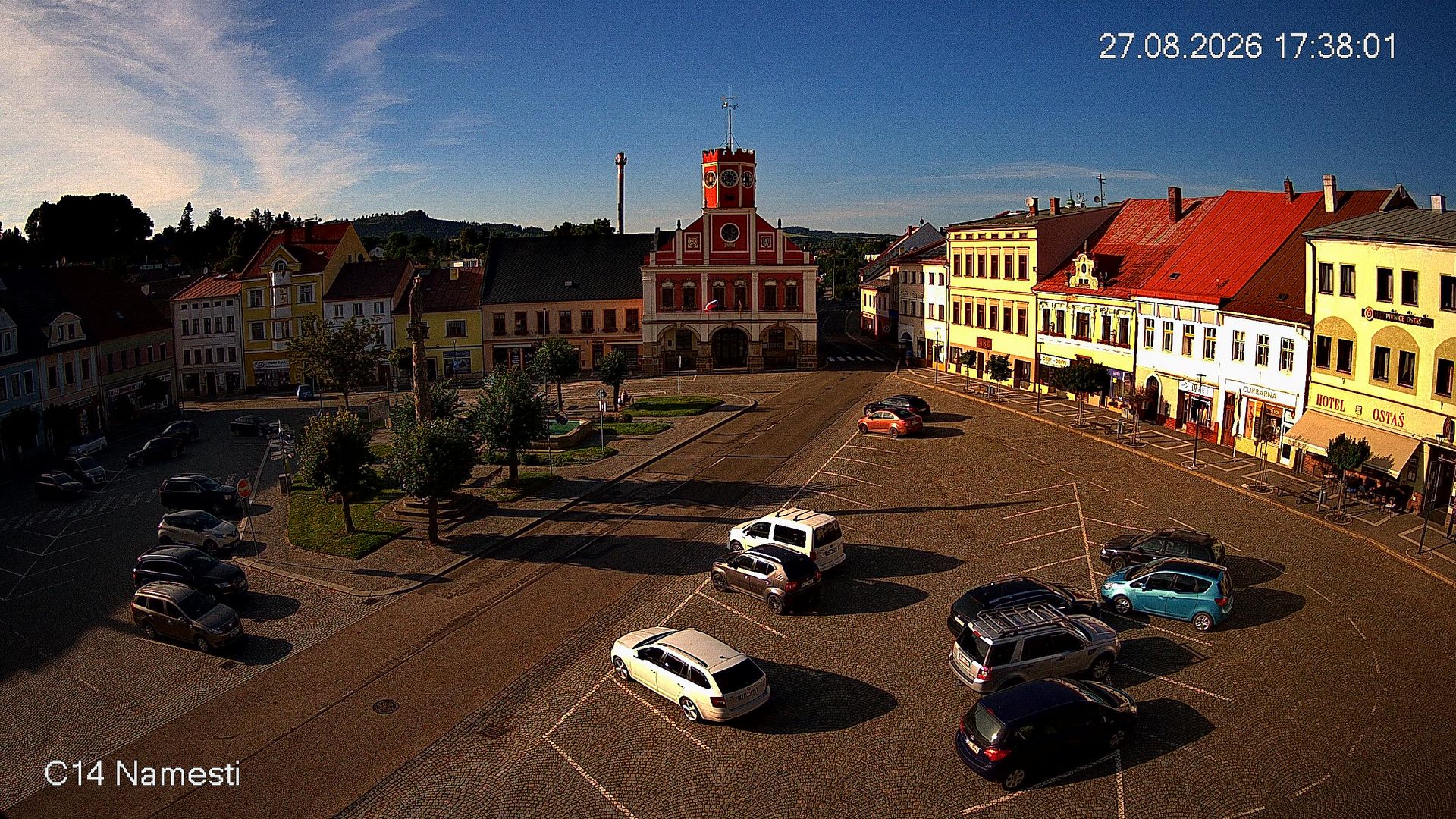 Traffic Cam Police nad Metuji › North: Police nad Metují (náměstí, Ostaš)