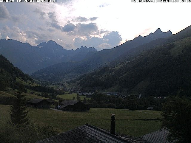 Glarus Süd › Südwesten: Ueli Frei - ELMER Citro Quellenweg Start - Hausstock