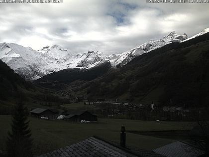 Glarus Süd: Village 2