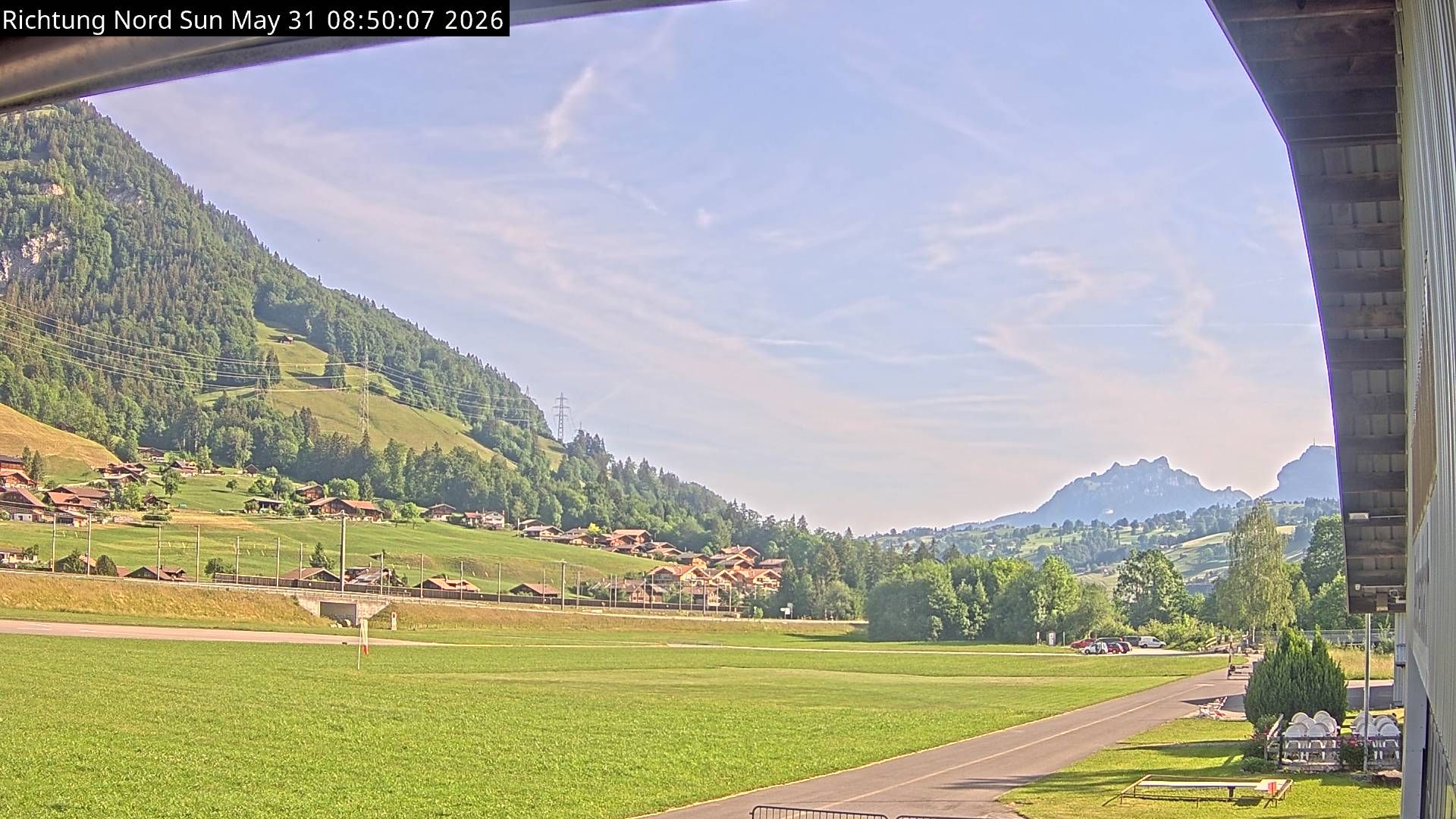 Reichenbach im Kandertal › Norden: Skydive by OUTDOOR - Air Base Drop Zone - Fluggruppe Reichenbach