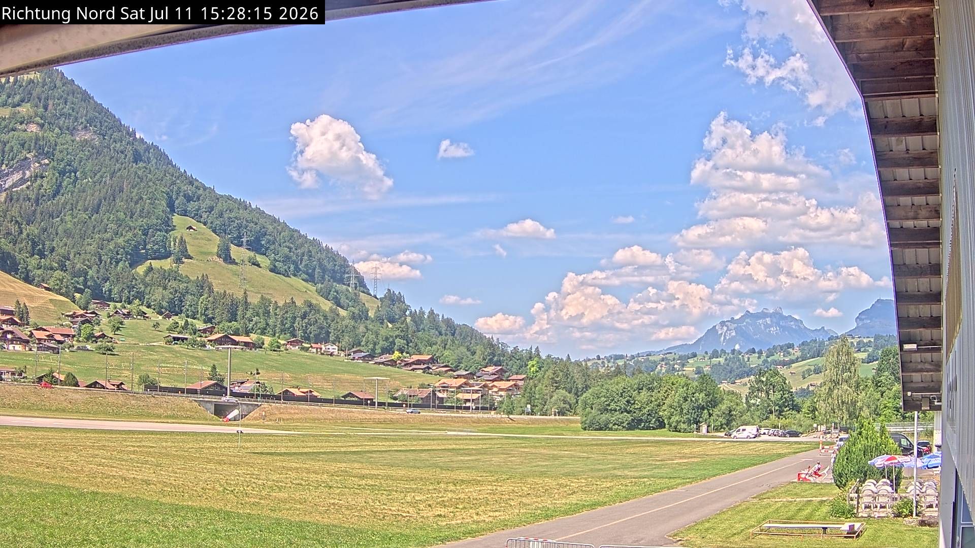 Reichenbach im Kandertal › Norden: Skydive by OUTDOOR - Air Base Drop Zone - Fluggruppe Reichenbach