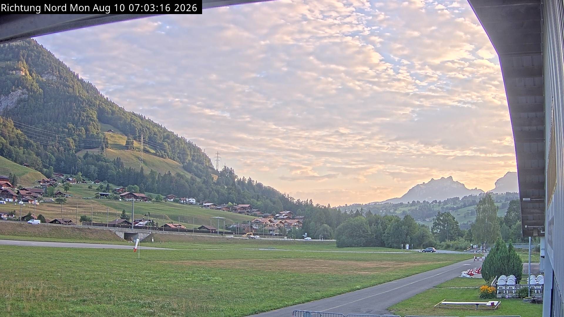 Reichenbach im Kandertal › Norden: Skydive by OUTDOOR - Air Base Drop Zone - Fluggruppe Reichenbach