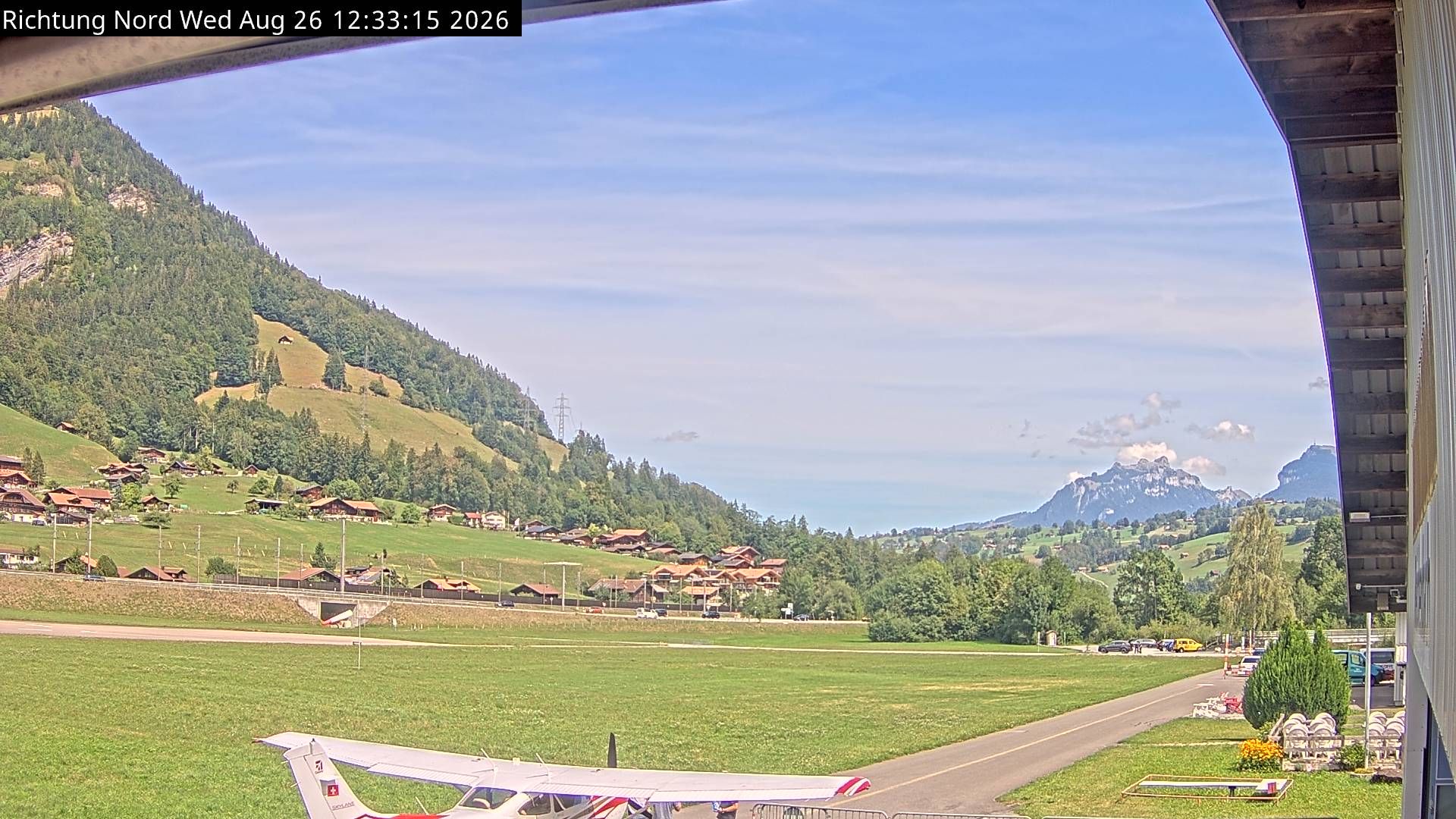 Reichenbach im Kandertal › Norden: Skydive by OUTDOOR - Air Base Drop Zone - Fluggruppe Reichenbach