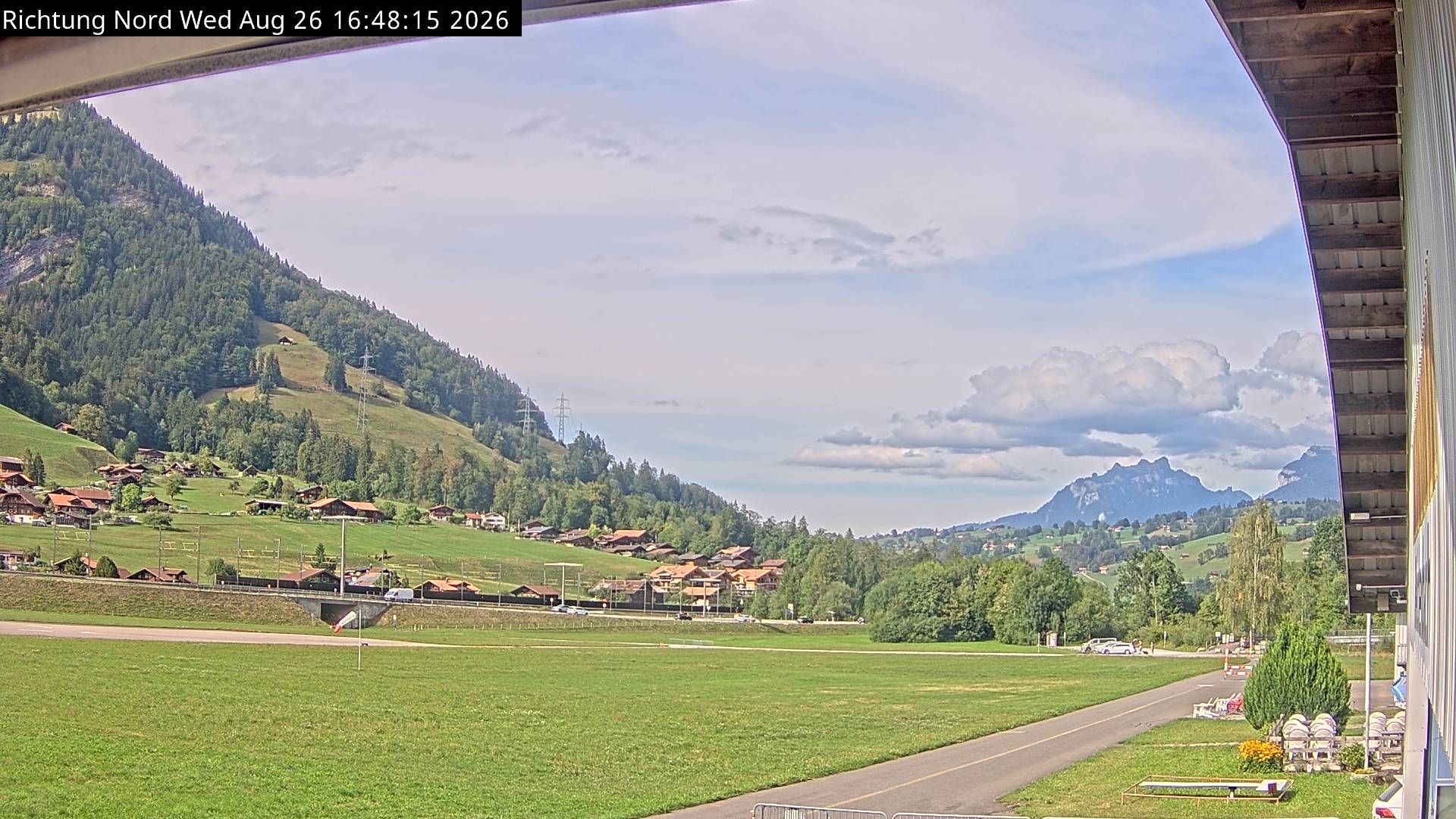 Reichenbach im Kandertal › Norden: Skydive by OUTDOOR - Air Base Drop Zone - Fluggruppe Reichenbach