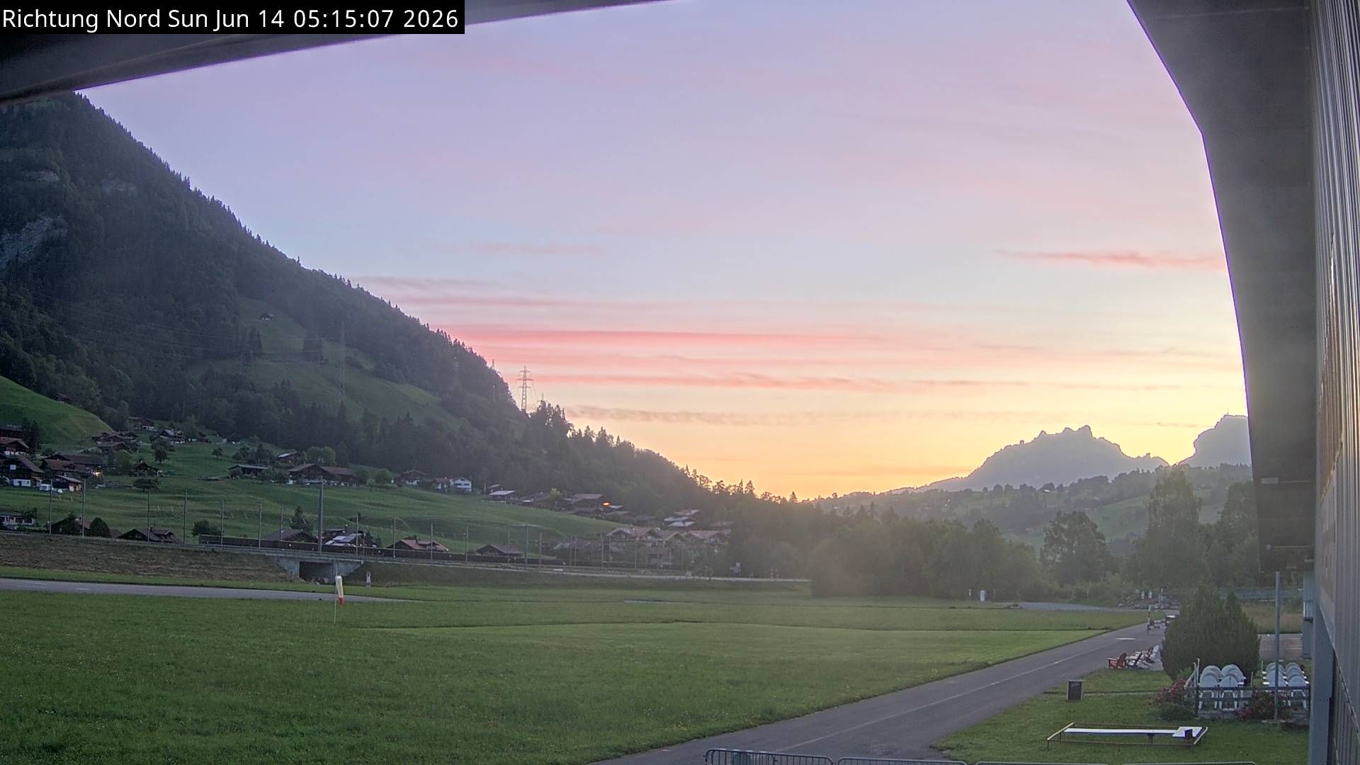 Reichenbach im Kandertal › Norden: Skydive by OUTDOOR - Air Base Drop Zone - Fluggruppe Reichenbach
