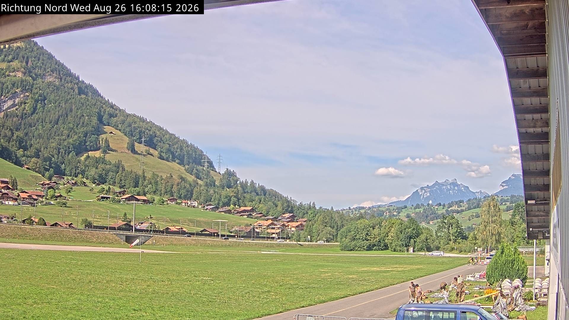 Reichenbach im Kandertal › Norden: Skydive by OUTDOOR - Air Base Drop Zone - Fluggruppe Reichenbach