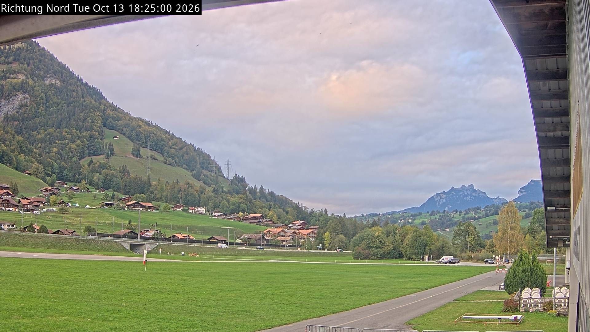 Reichenbach im Kandertal › Norden: Skydive by OUTDOOR - Air Base Drop Zone - Fluggruppe Reichenbach