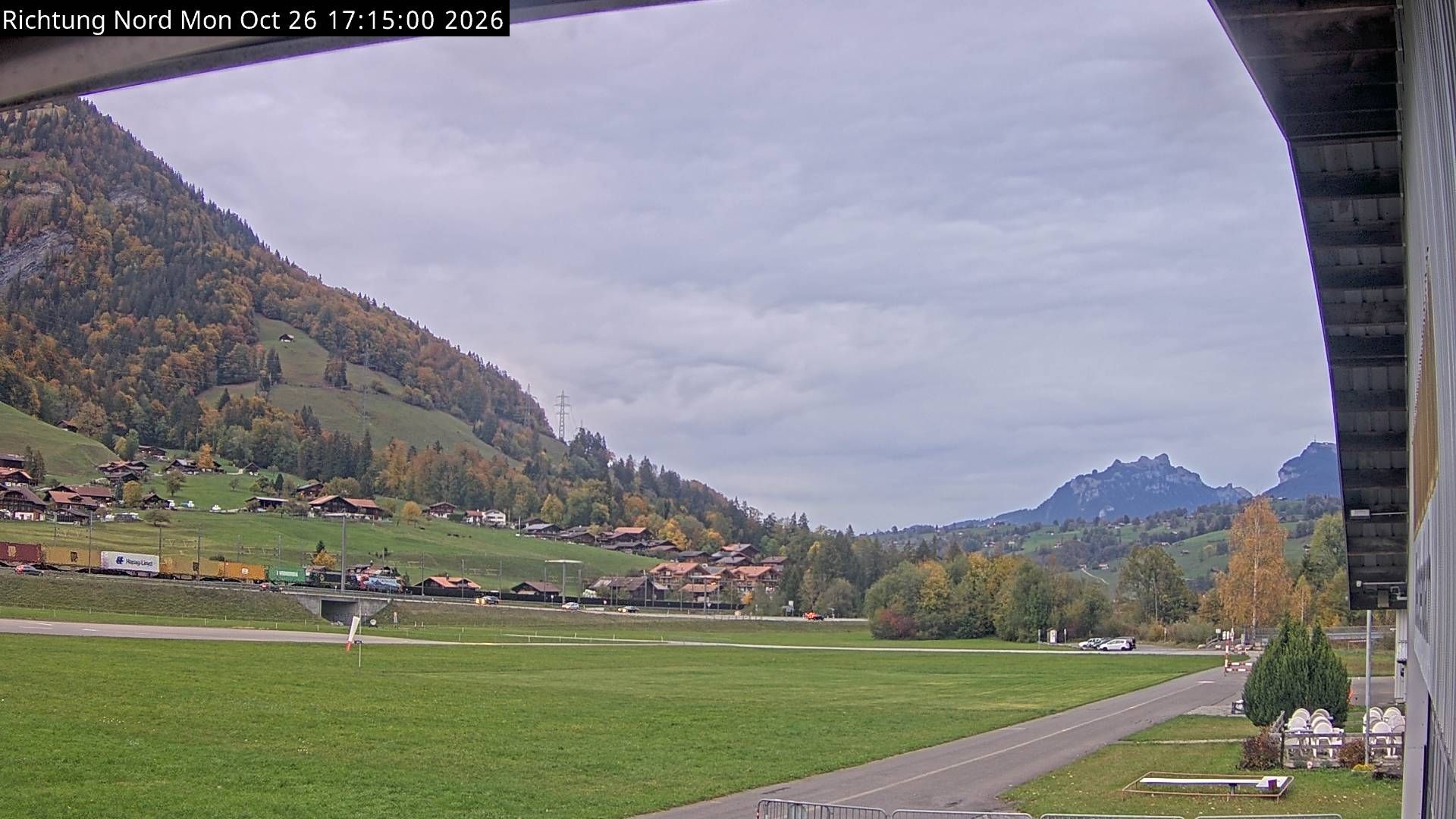 Reichenbach im Kandertal › Norden: Skydive by OUTDOOR - Air Base Drop Zone - Fluggruppe Reichenbach