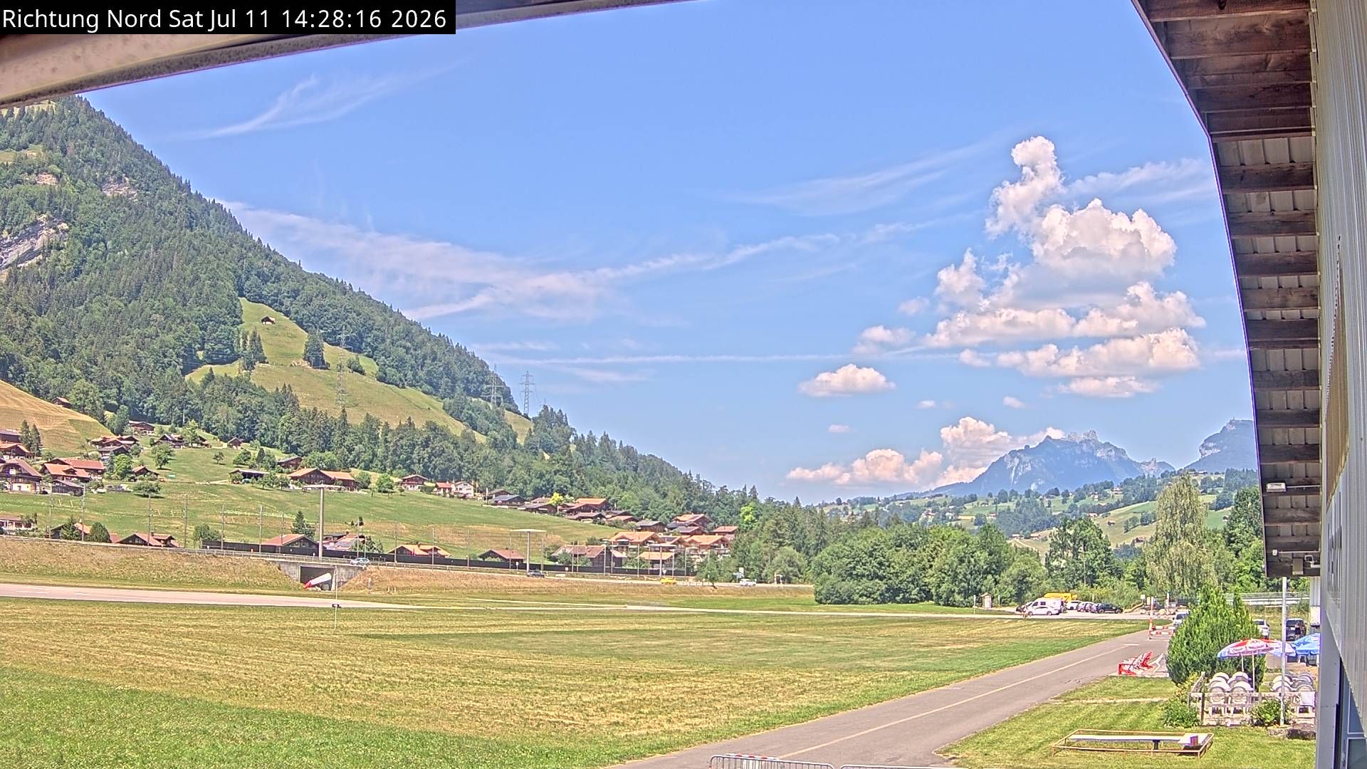 Reichenbach im Kandertal › Norden: Skydive by OUTDOOR - Air Base Drop Zone - Fluggruppe Reichenbach