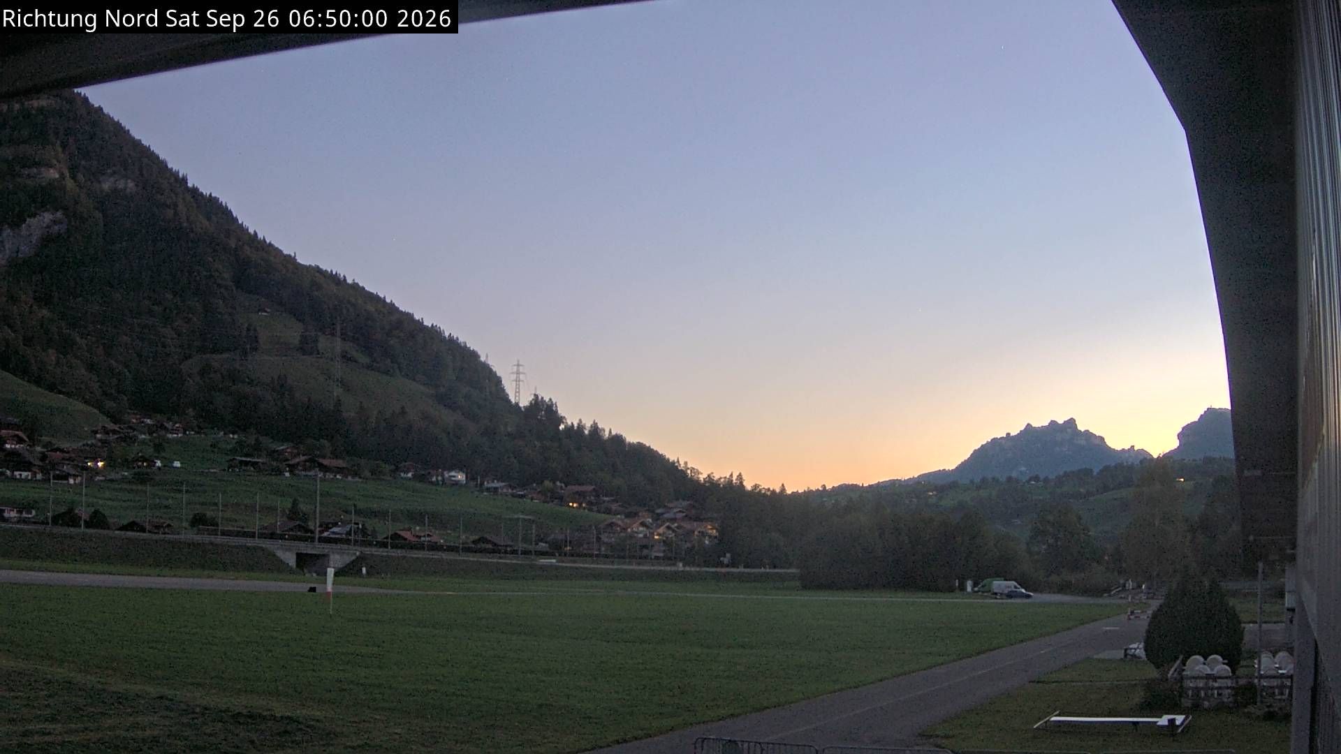 Reichenbach im Kandertal › Norden: Skydive by OUTDOOR - Air Base Drop Zone - Fluggruppe Reichenbach