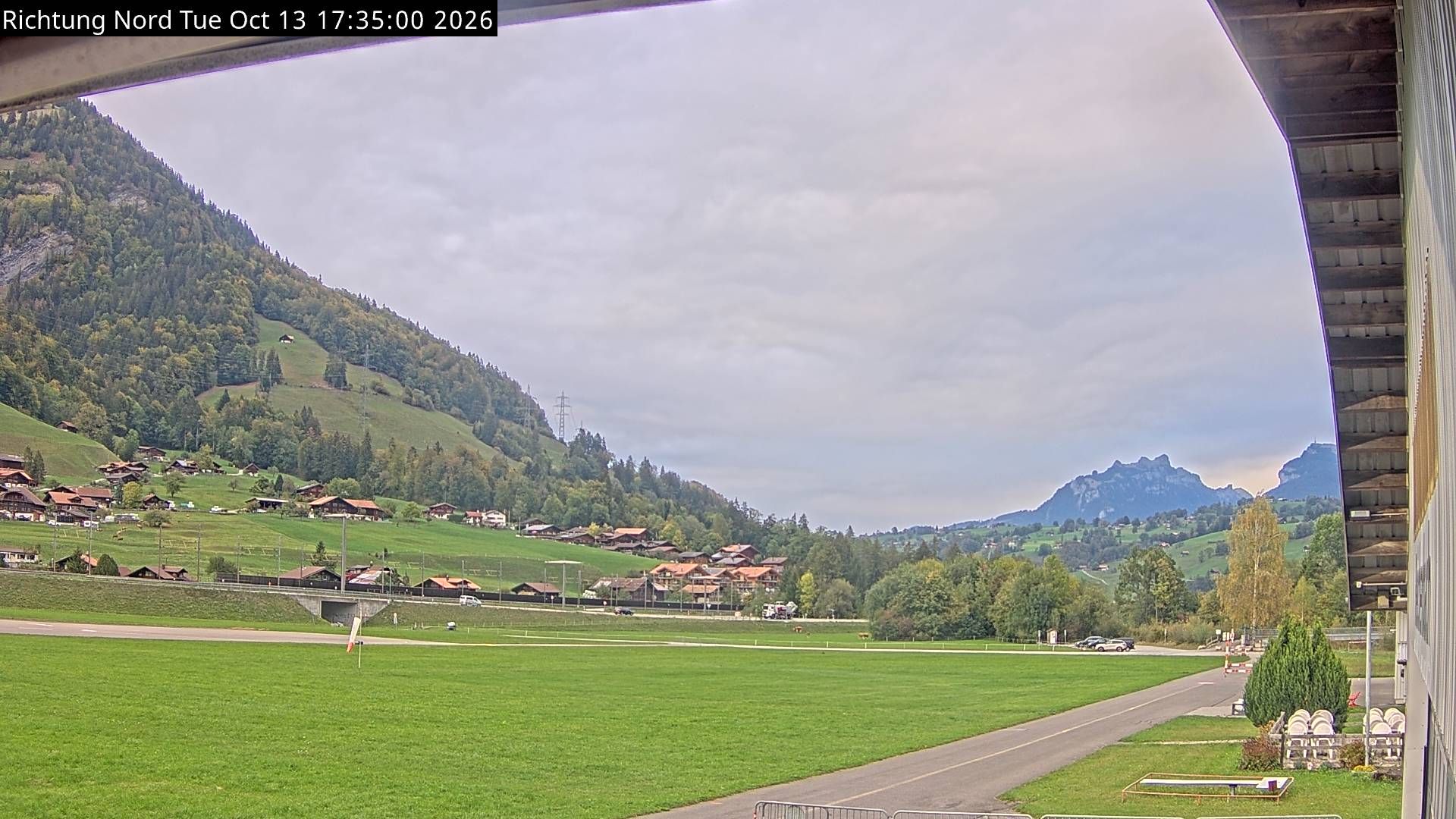 Reichenbach im Kandertal › Norden: Skydive by OUTDOOR - Air Base Drop Zone - Fluggruppe Reichenbach