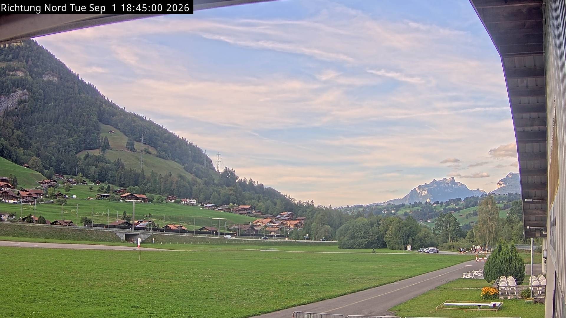 Reichenbach im Kandertal › Norden: Skydive by OUTDOOR - Air Base Drop Zone - Fluggruppe Reichenbach