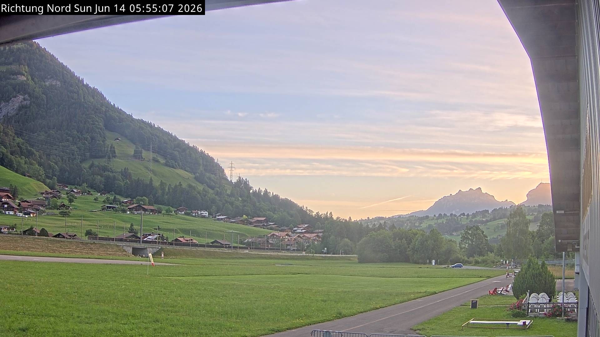 Reichenbach im Kandertal › Norden: Skydive by OUTDOOR - Air Base Drop Zone - Fluggruppe Reichenbach